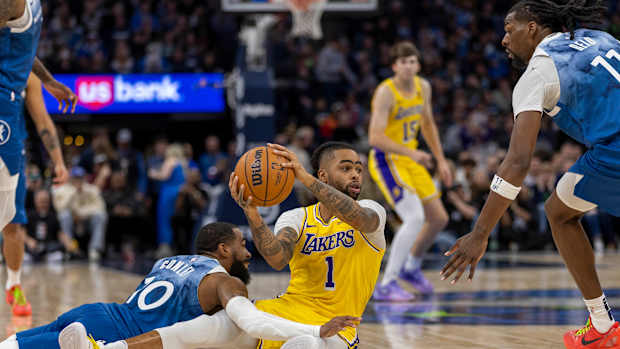 d'angelo russell austin reaves jaden mcdaniels naz reid timberwolves